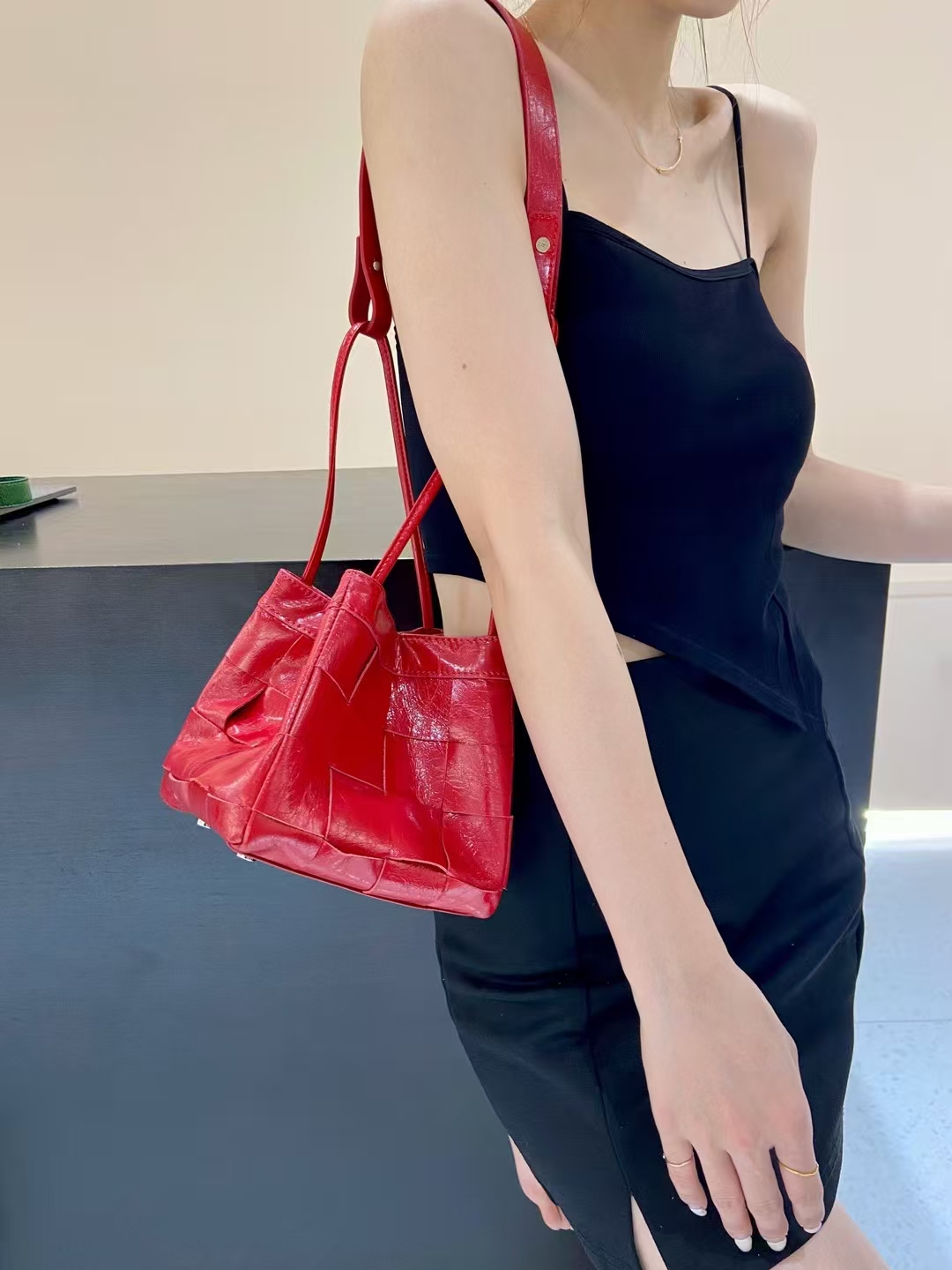 Top-Grain Oil-Waxed Cowhide Woven Small Square Bag genuine leather shoulder bag Cross body bag